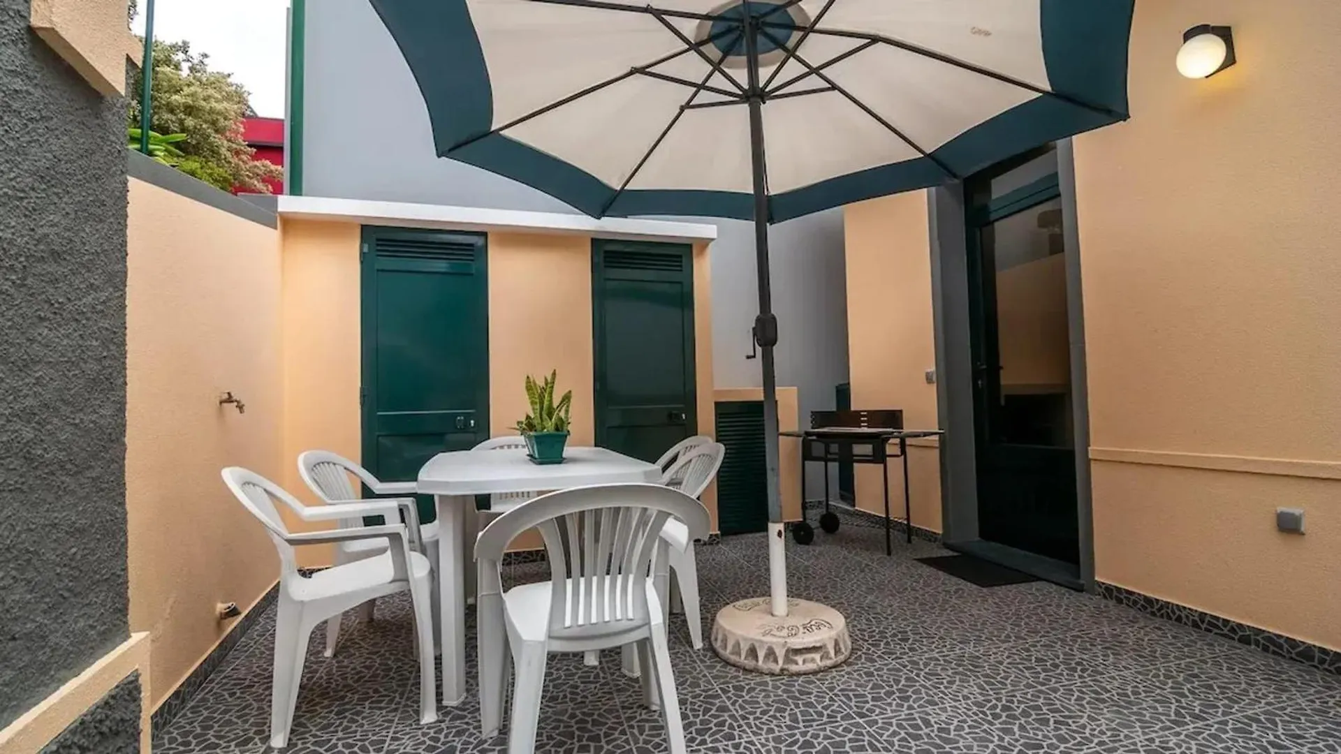 Estreito Da Calheta Seaside House In Estreito 빌라 펜션