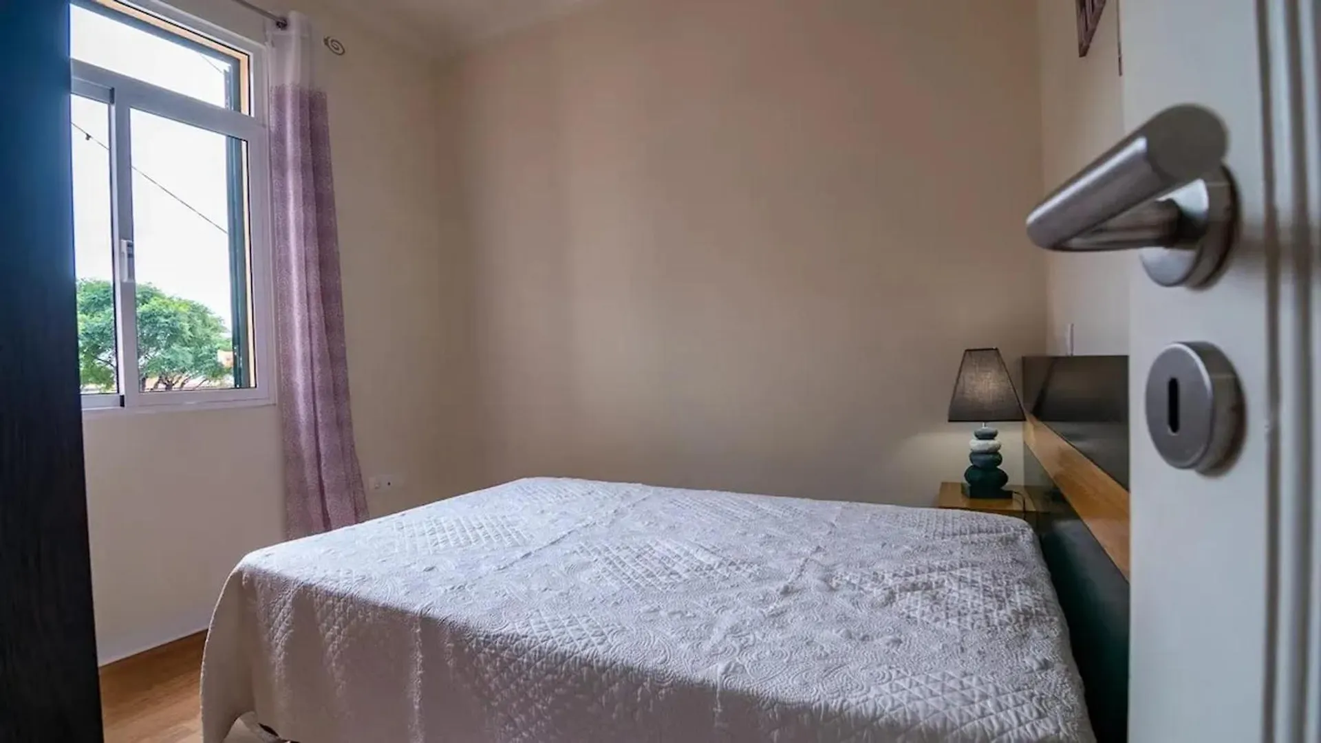 펜션 Estreito Da Calheta Seaside House In Estreito 빌라